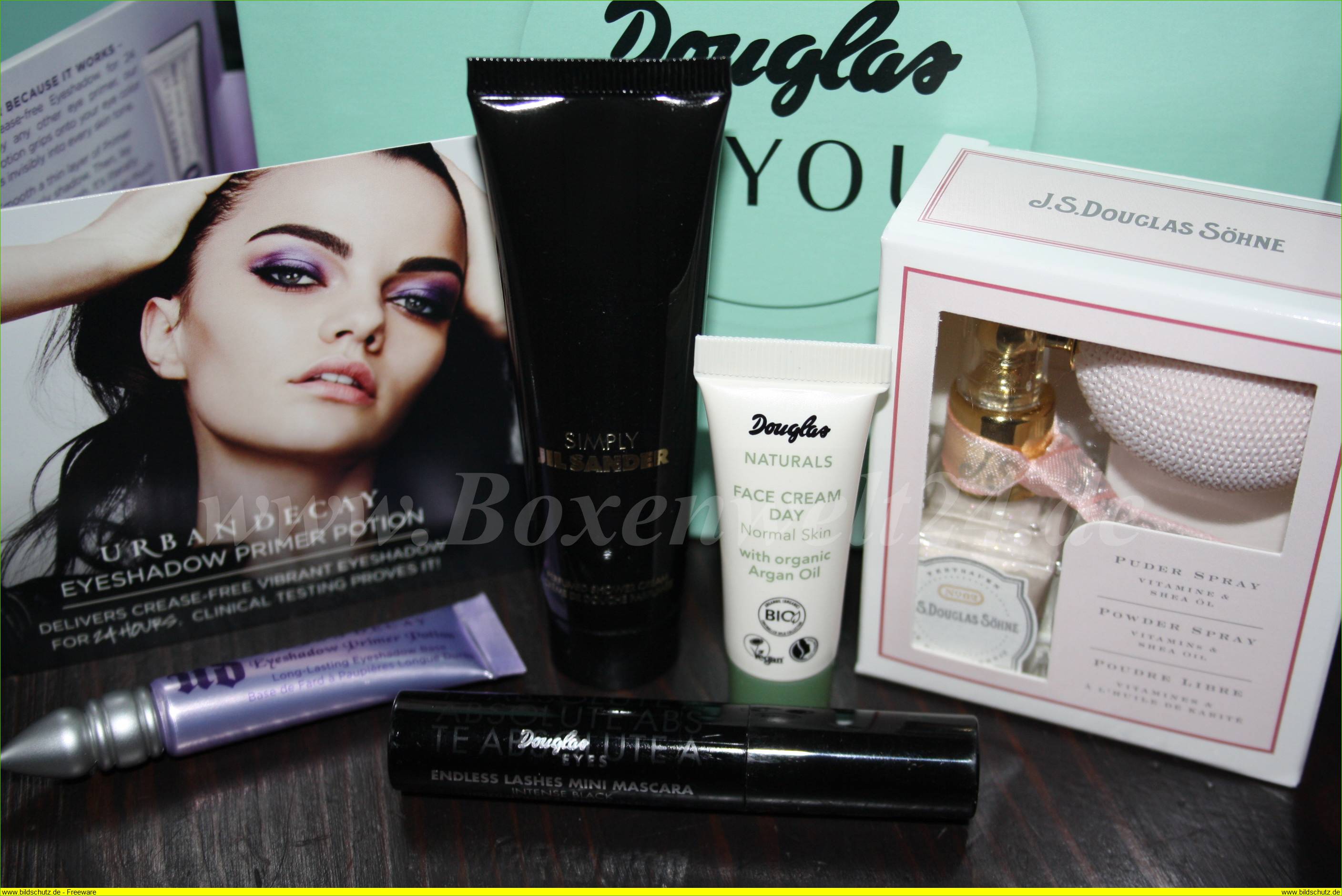Douglas Box of Beauty November 2014